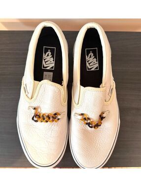Vans Classic Slip-On Leather Tortoiseshell Chain Sneakers – Unisex 8.5M / 10W
